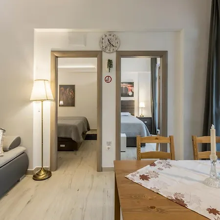 Palomia A Appartement Split